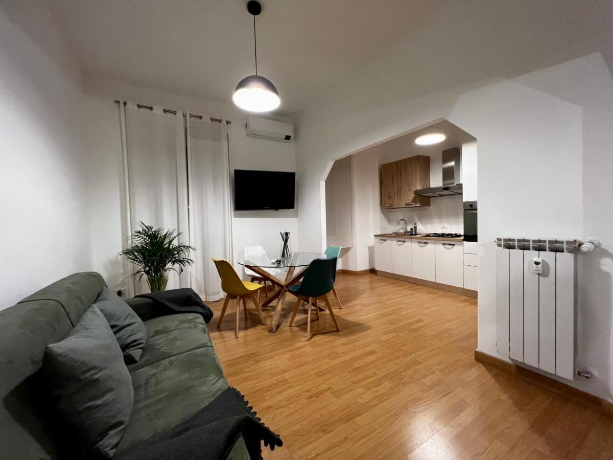 Conte Rosso Apartment Roma Exterior foto