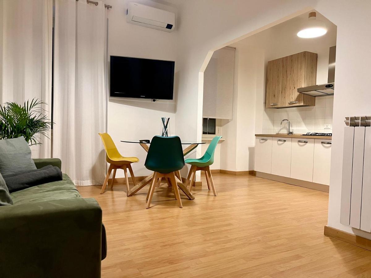 Conte Rosso Apartment Roma Exterior foto